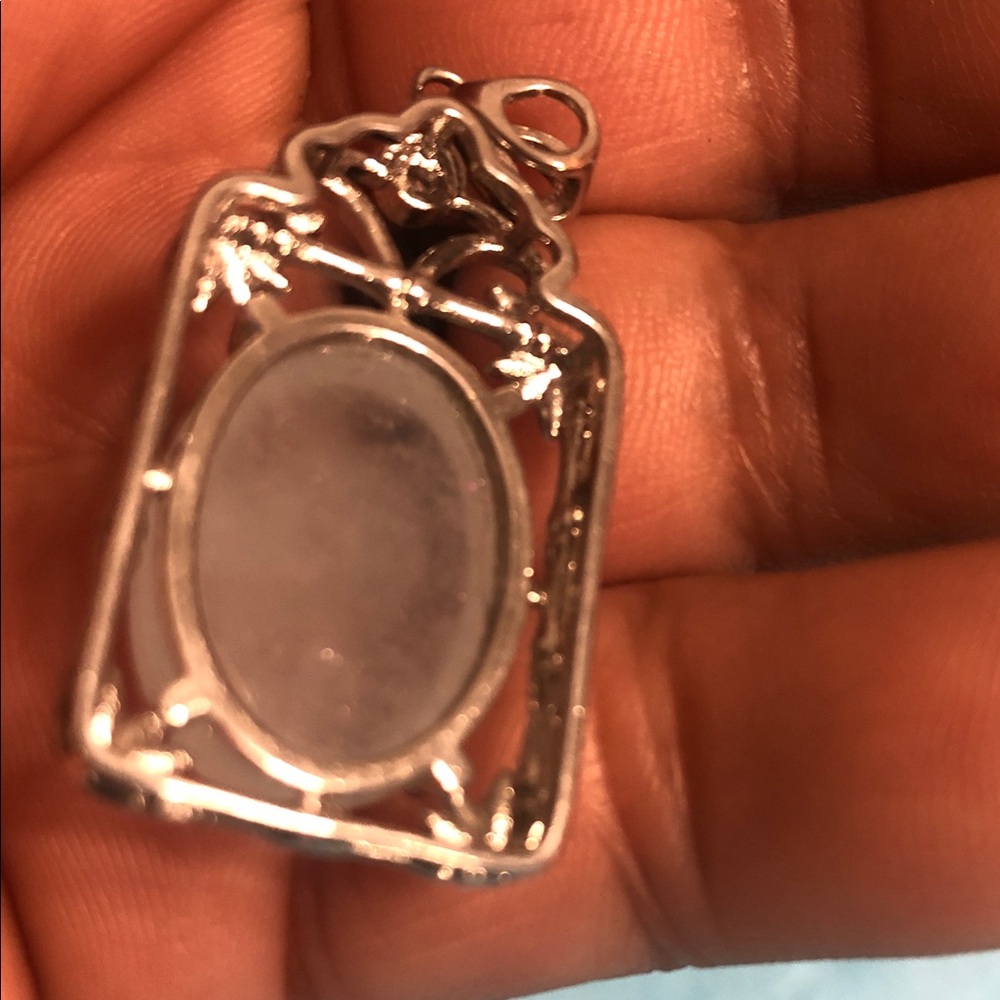 Silver-Tone Rose Quartz Pendant Necklace - Unbranded - Picture 11 of 14